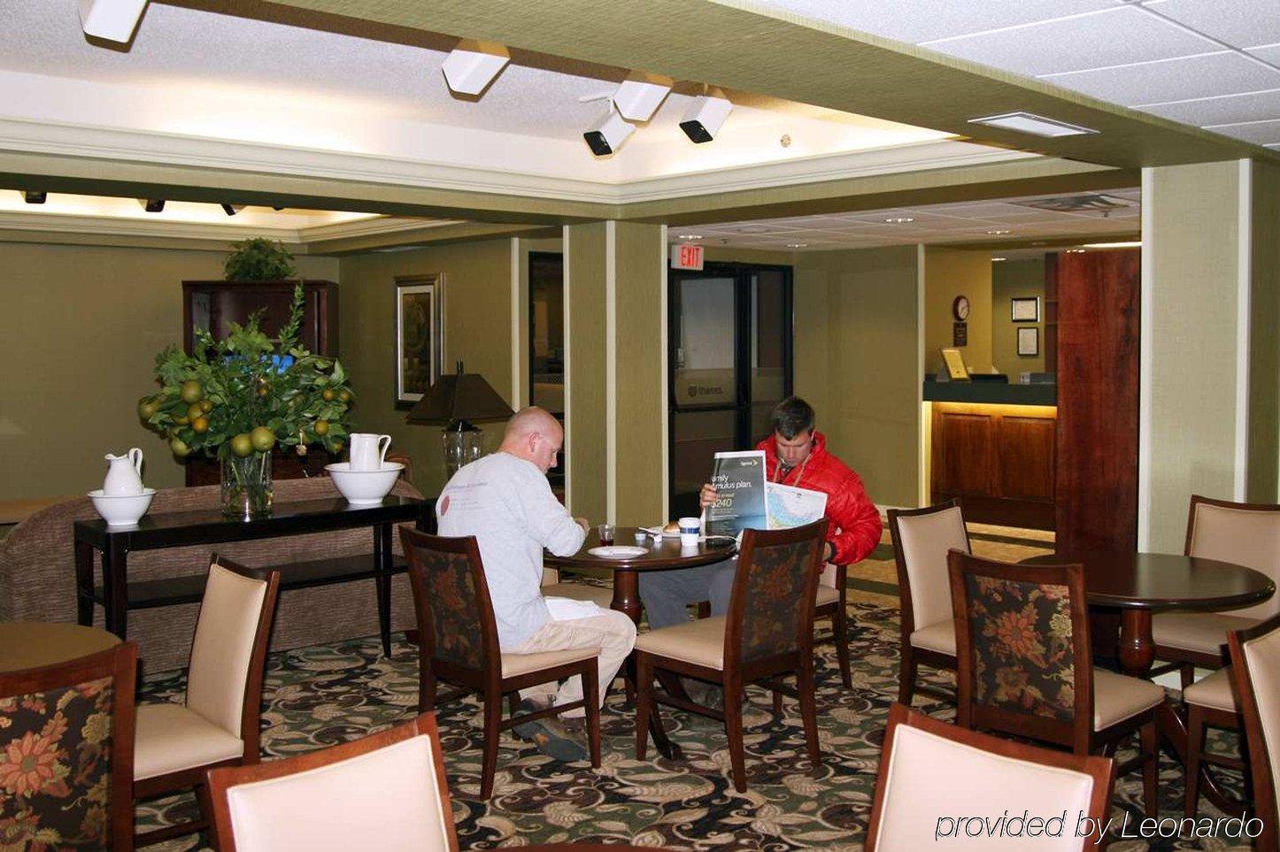 Dublin Inn And Suites Restoran fotoğraf